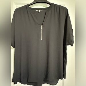 Women’s SS dressy top